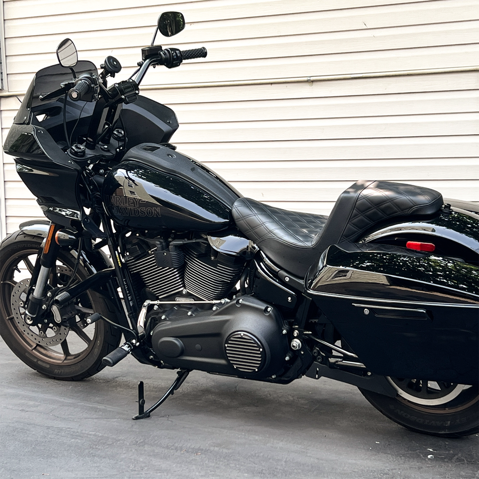 Derby Cover - 5 Hole - Finned - Black/Silver - M8 Softail - Lutzka's Garage