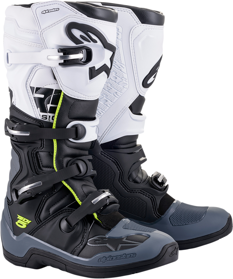 Tech 5 Boots - Black//White - US 7 - Lutzka's Garage
