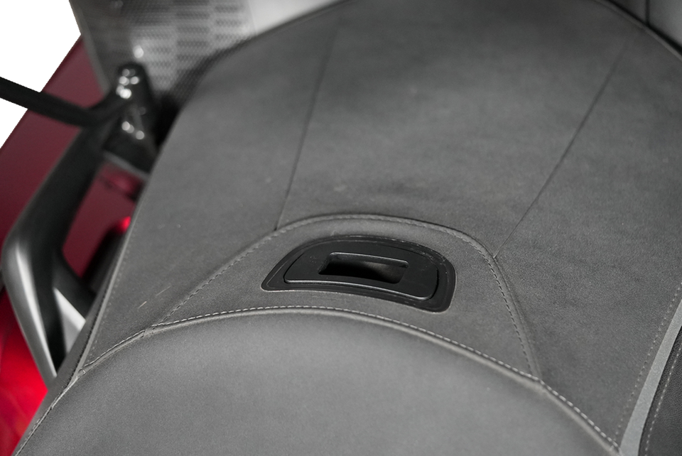 Seat Plug - Slotted - Gold Wing