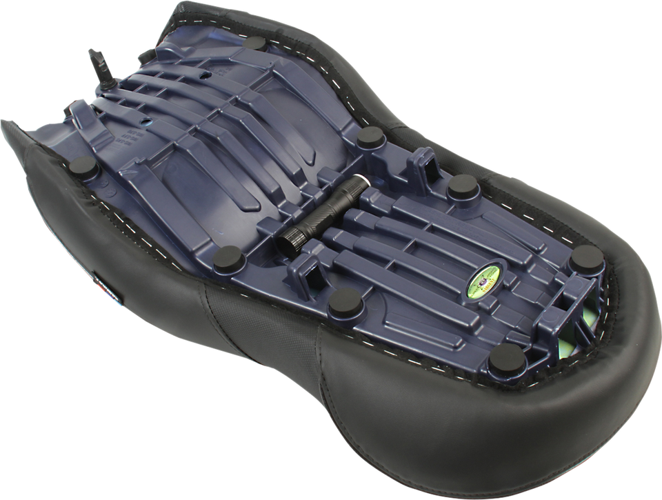 World Sport Performance Seat - Regular - Carbon FX - BMW 19-23