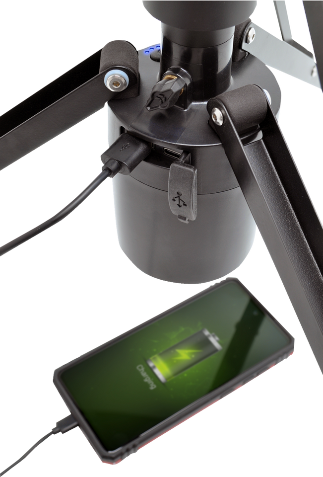 Light - LED - 2600 Lumens - Telescoping - Wireless Remote Control