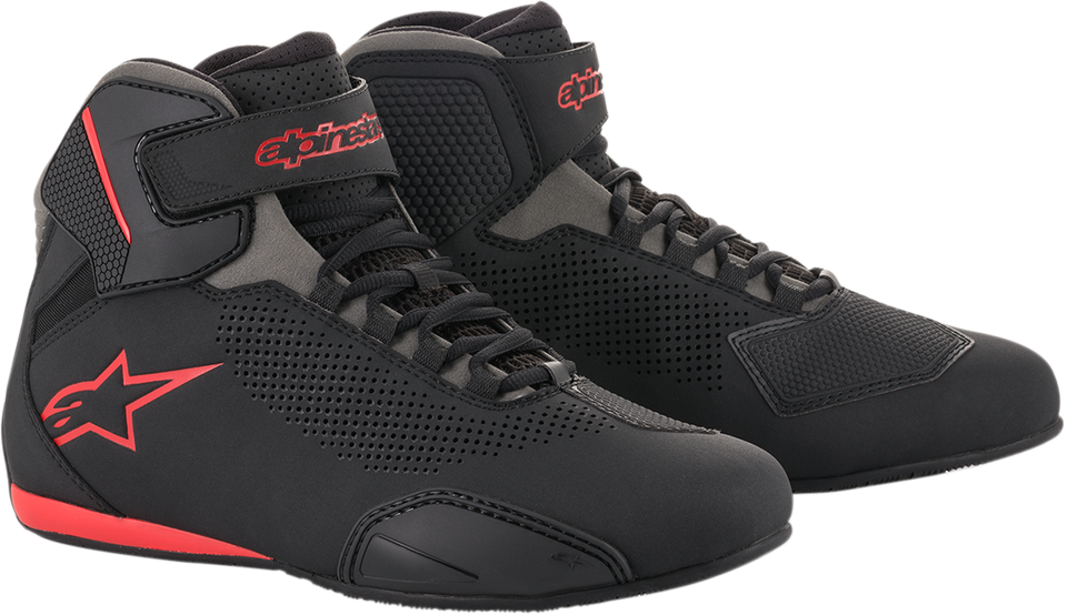 Sektor Vented Shoes - Black/Gray/Red - US 7.5 - Lutzka's Garage