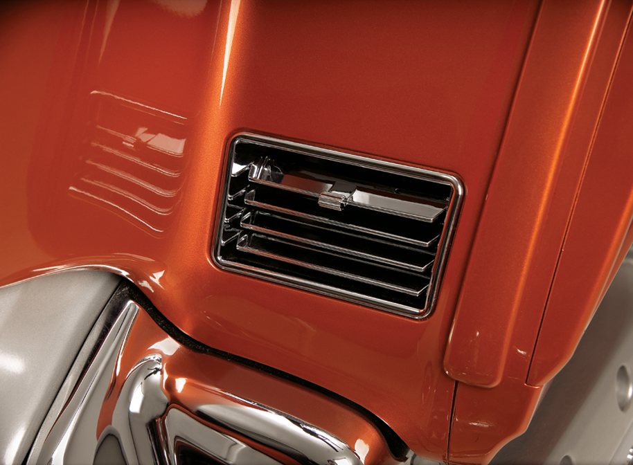 Lower Vents - Chrome - Lutzka's Garage