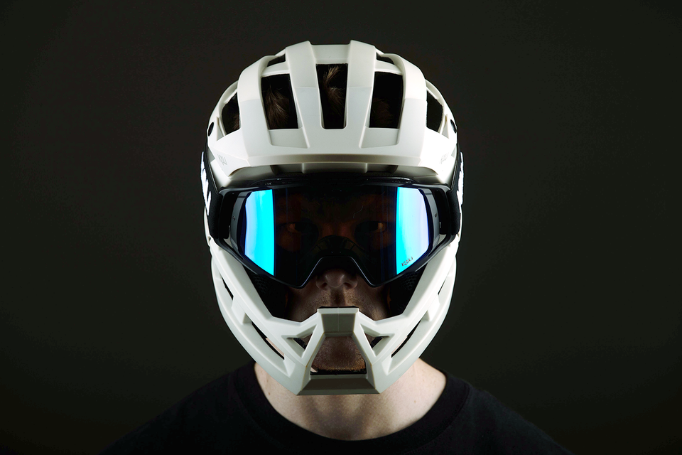 Invader 2.0 Helmet - Matte Khaki - L-2XL