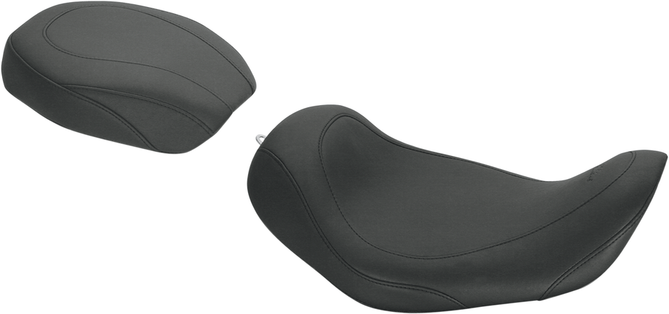 Wide Tripper Passenger Seat - Dyna 06-17