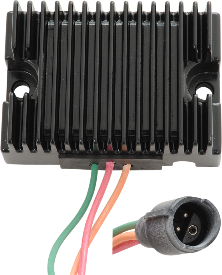 Regulator - XL 82-84 - Black - Lutzka's Garage