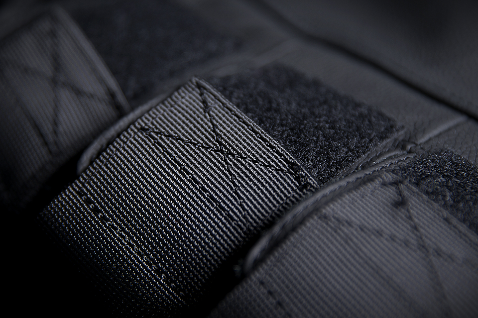 Regulator™ D30® Stripped Vest - Black - S/M - Lutzka's Garage