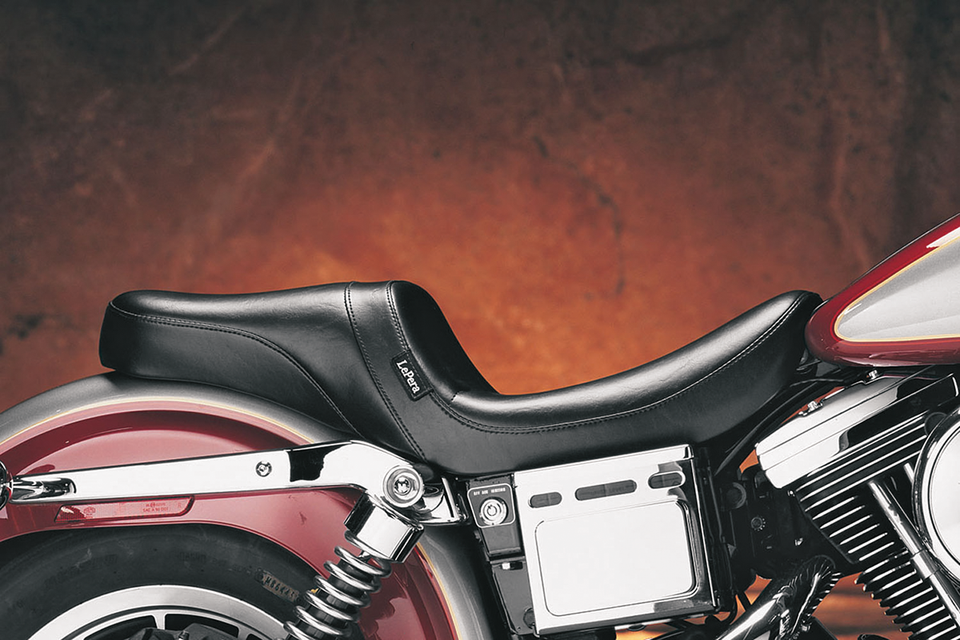 Daytona 2Up Seat - Dyna 06-16