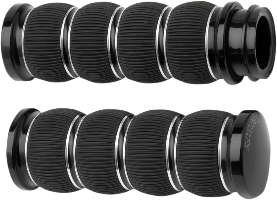 Grips - Ring Leader - TBW - Black - Lutzka's Garage