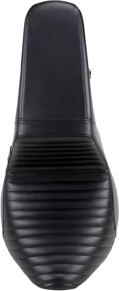 Kickflip Seat - Pleated - Softail 18+