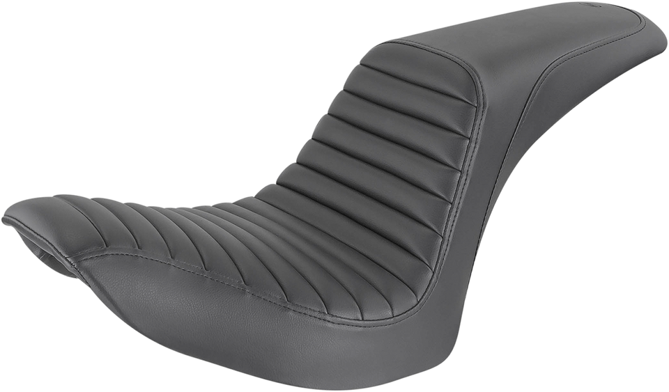 Profiler Seat - Tuck and Roll - FLSTC 06-17