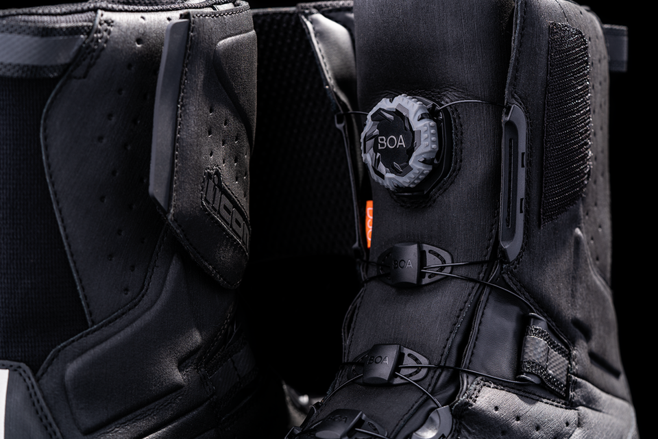 Alcan Waterproof Boots - Black - Size 7 - Lutzka's Garage