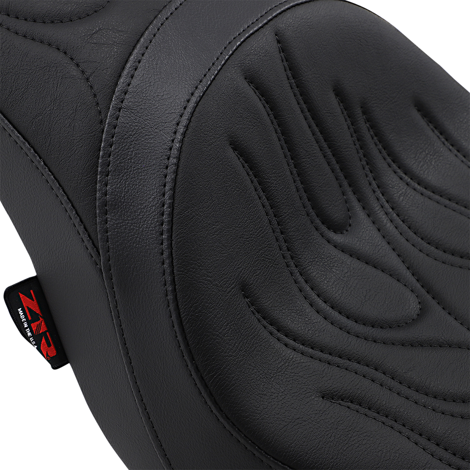 Predator Seat - Flame Stitched - Bolt