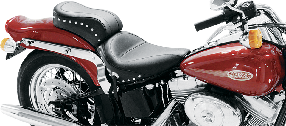 Original Studded Seat - Softail 00-05