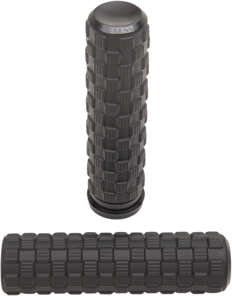 Grips - Air Trax - TBW - Black - Lutzka's Garage