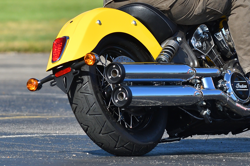 Tire - Kruz - Rear - 130/90-16 - 4 Ply